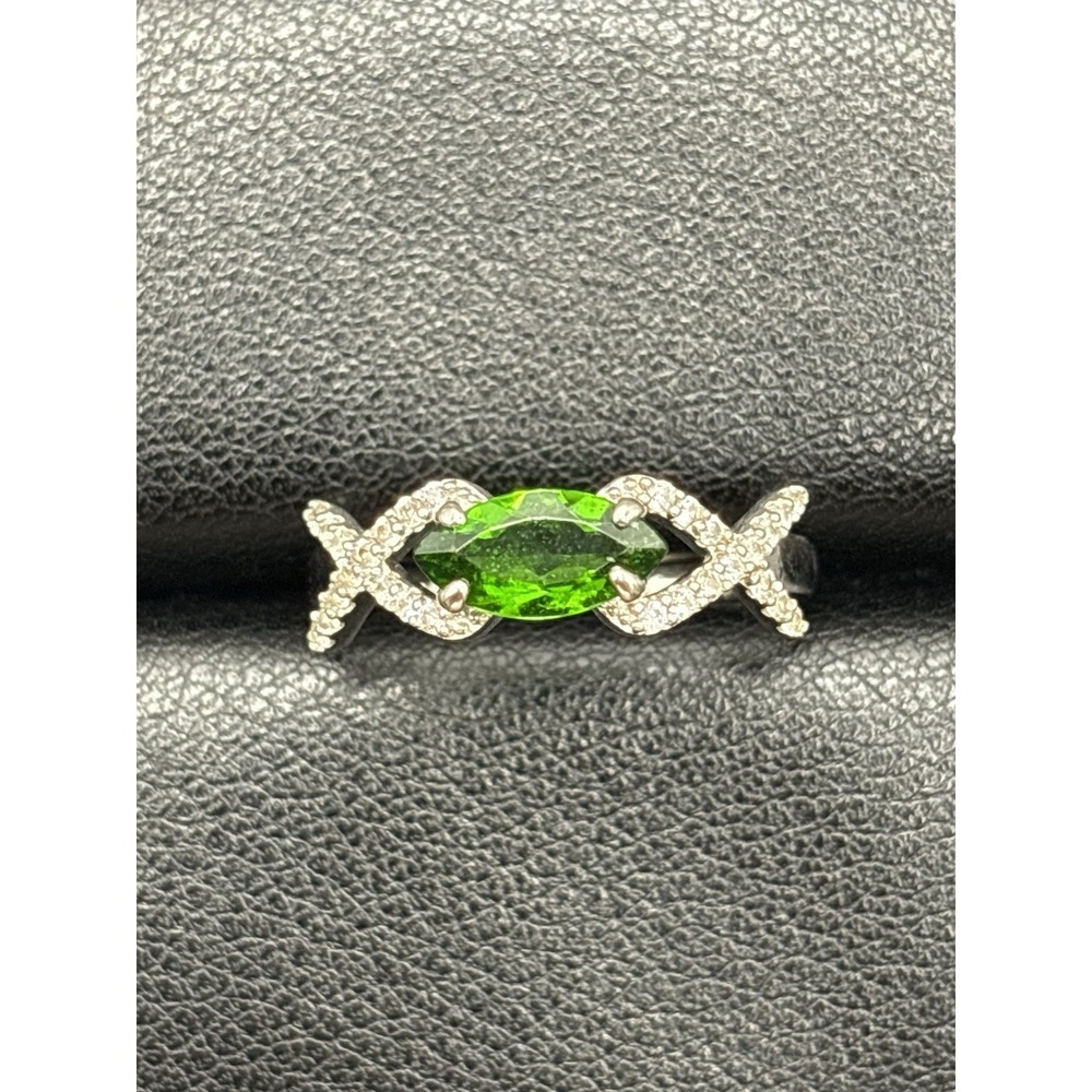 EUC Sterling Silver Chrome Diopside Ring Size 9 F9